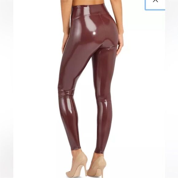 SPANX Faux Leather Patent Leggings in Ruby Size Medium - Picture 5 of 10
